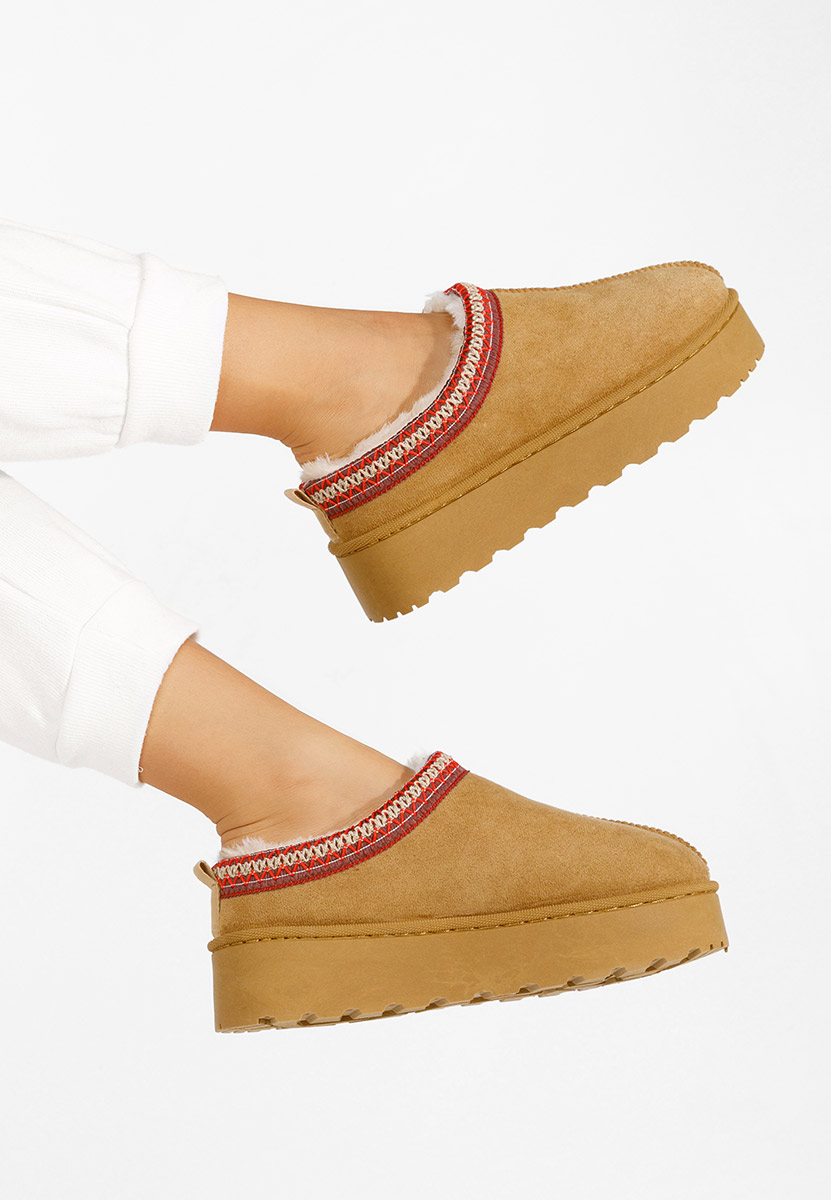 Cizme tip ugg Cassei camel